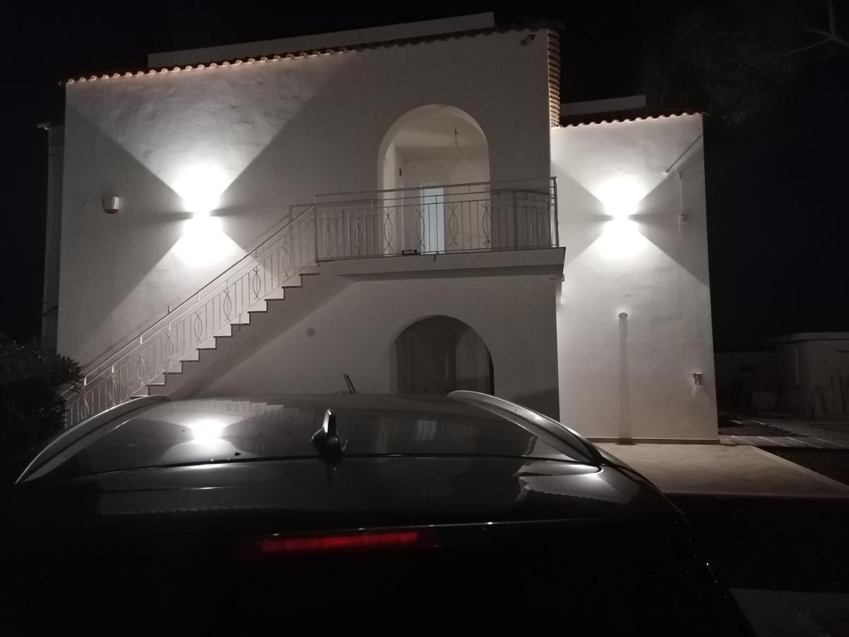 Villa Per Vacanze Isola Fanusa Buitenkant foto