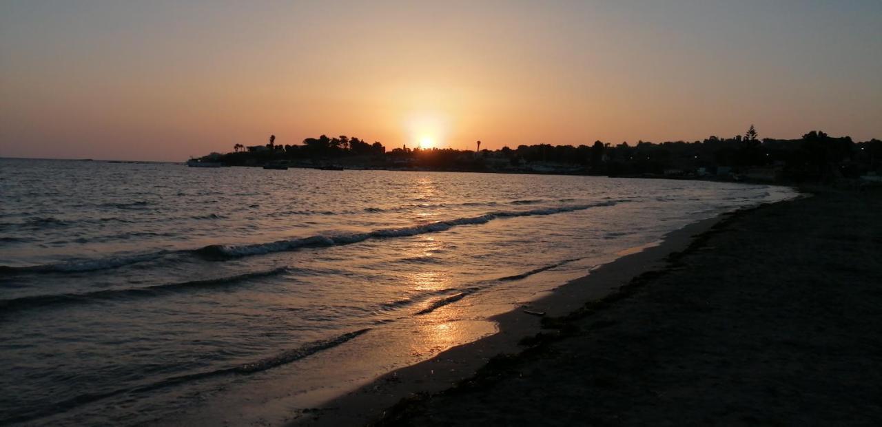 Villa Per Vacanze Isola Fanusa Buitenkant foto