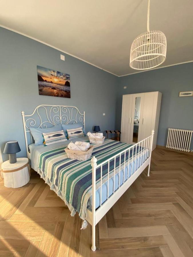 Villa Per Vacanze Isola Fanusa Buitenkant foto