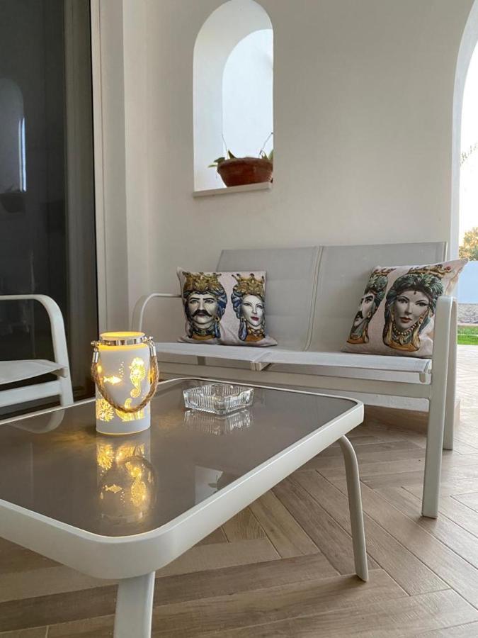 Villa Per Vacanze Isola Fanusa Buitenkant foto